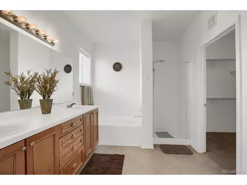 3601 E 103rd Cir #B11, Thornton, CO 80229 photo 8