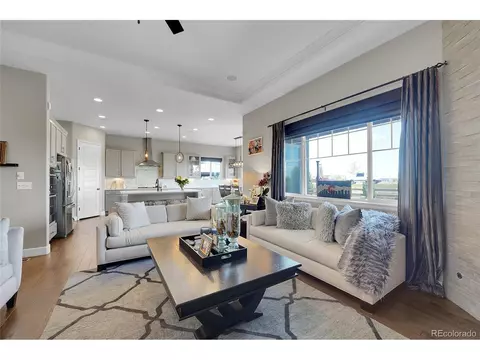 7444 S Scottsburg Way, Aurora, CO 80016