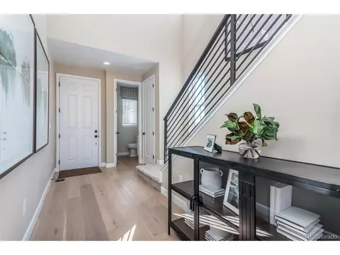 4313 S Liverpool Ct, Aurora, CO 80015 photo 2