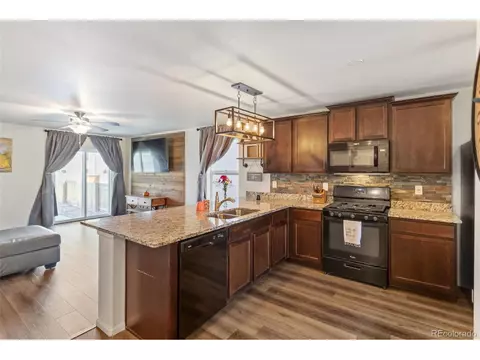 47335 Lilac Ave, Bennett, CO 80102 photo 10