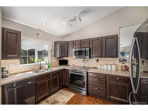 18390 E Colgate Pl, Aurora, CO 80013 photo 8