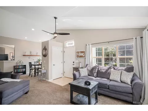 18390 E Colgate Pl, Aurora, CO 80013 photo 2