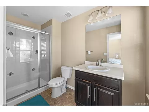 Bath - 25503 E 5th Ave, Aurora, CO 80018 photo 6 of 6