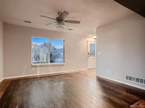 15619 E 51st Dr, Denver, CO 80239 photo 8