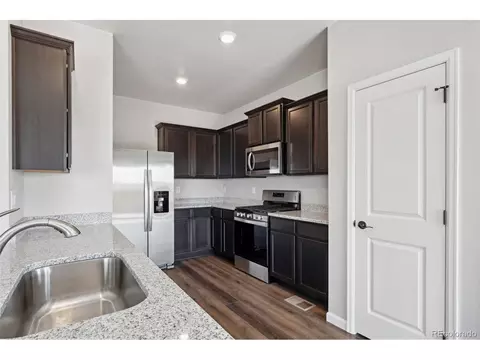 913 Twining Ave, Brighton, CO 80601 photo 6