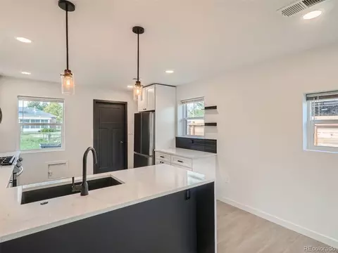 3405 E 31st Ave, Denver, CO 80205 photo 9