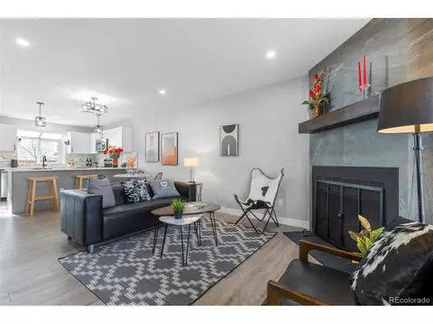 16904 E Whitaker Dr #E, Aurora, CO 80015