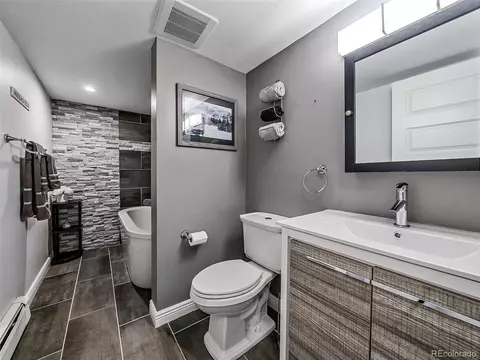 Bath - 11772 Meadow Dr, Conifer, CO 80433 photo 1 of 3