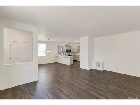 21914 E 9th Pl, Aurora, CO 80018 photo 13