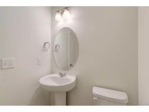 21914 E 9th Pl, Aurora, CO 80018 photo 24