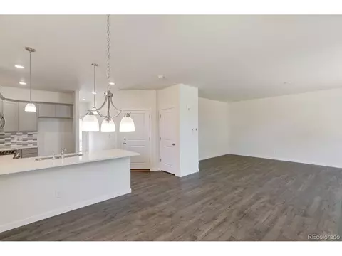 21914 E 9th Pl, Aurora, CO 80018 photo 10