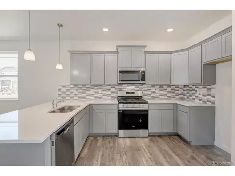 21914 E 9th Pl, Aurora, CO 80018 photo 7