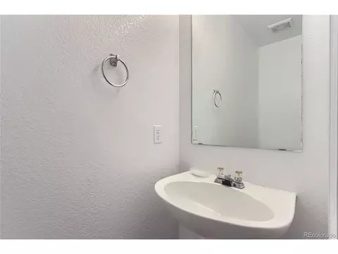 18652 E 40th Pl, Denver, CO 80249 photo 17
