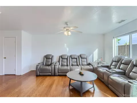18652 E 40th Pl, Denver, CO 80249 photo 8