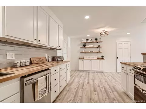 Undisclosed, Arvada, CO 80004 photo 13
