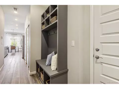 Entry Way - 23588 E Ida Dr #B, Aurora, CO 80016 photo 2 of 2