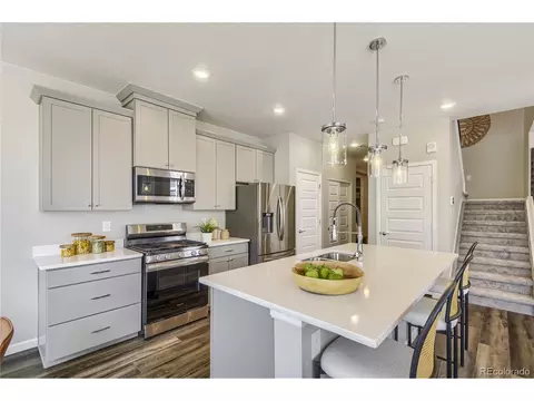 Kitchen - 23588 E Ida Dr #B, Aurora, CO 80016 photo 3 of 4