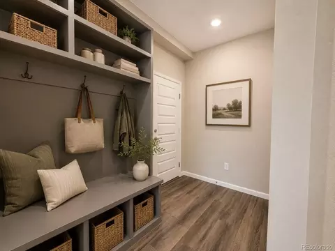 Entry Way - 23588 E Ida Dr #B, Aurora, CO 80016 photo 1 of 2