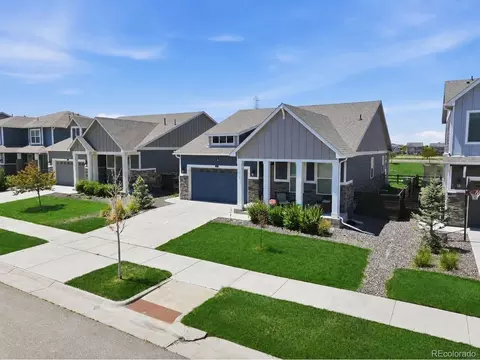 141 S Quantock St, Aurora, CO 80018