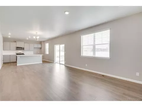 1924 Raindrop Dr, Windsor, CO 80550 photo 9