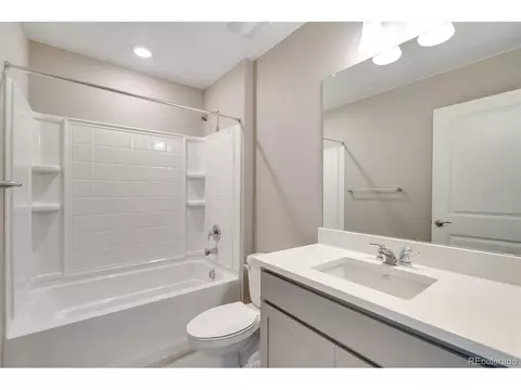 1924 Raindrop Dr, Windsor, CO 80550 photo 24