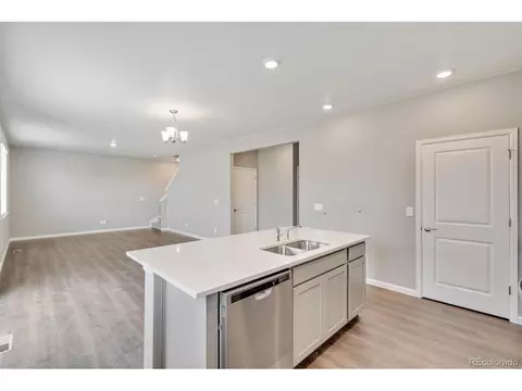 1924 Raindrop Dr, Windsor, CO 80550 photo 6