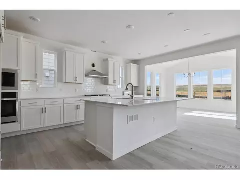 25234 E Warren Pl, Aurora, CO 80018 photo 5