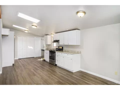 655 N 5th St, Bennett, CO 80102 photo 9