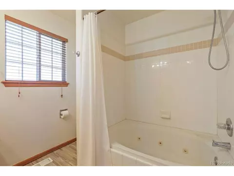 Bath - 12343 E 2nd Dr, Aurora, CO 80011 photo 2 of 5