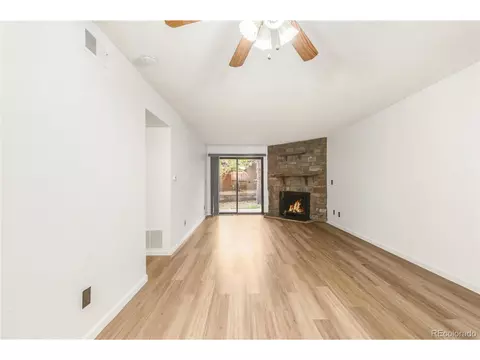 433 Wright St #105, Lakewood, CO 80228 photo 6