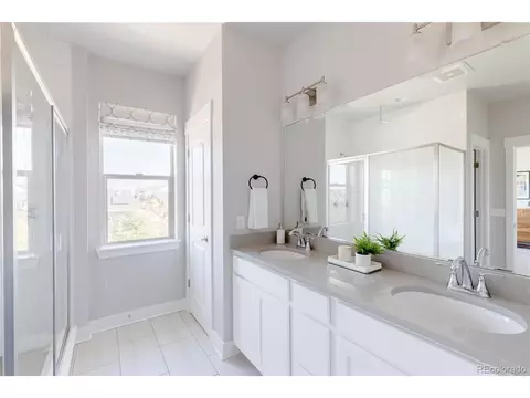 10090 E 59th Dr, Denver, CO 80238 photo 18