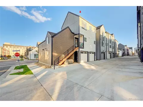 1071 Depew St, Lakewood, CO 80214