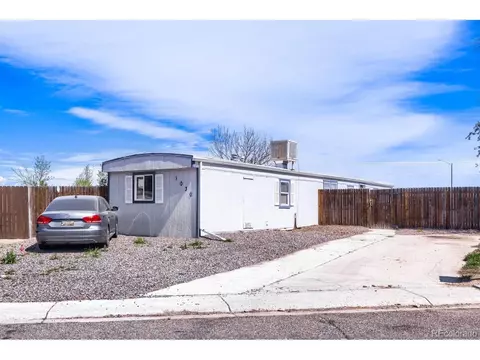 1030 Macdavidson Cir, Dacono, CO 80514