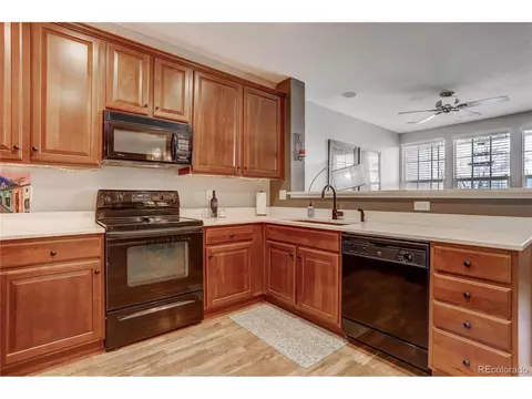 7511 E 26th Ave, Denver, CO 80238 photo 2