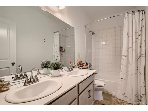 27007 E Maple Ave, Aurora, CO 80018 photo 20