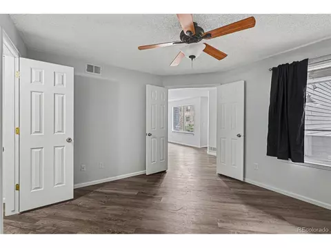 Bedroom - 8500 E Jefferson Ave #12E, Denver, CO 80237 photo 4 of 5