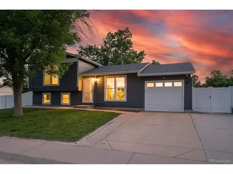 801 Acadia Ave, Lafayette, CO 80026
