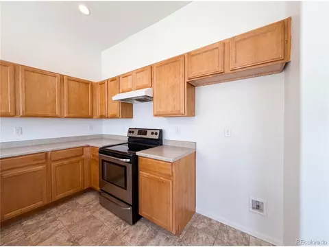 Kitchen - 948 Scotch Pine Dr, Windsor, CO 80550 photo 2 of 2
