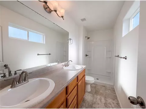 Bath - 948 Scotch Pine Dr, Windsor, CO 80550 photo 1 of 3