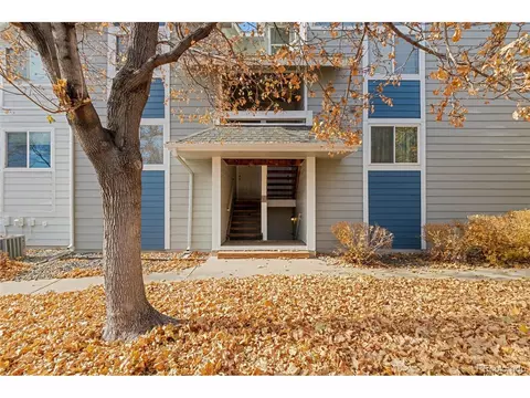 1301 S Cathay Ct #202, Aurora, CO 80017