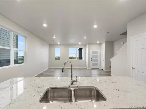 6356 N Lisbon St, Aurora, CO 80019 photo 14
