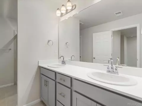 6356 N Lisbon St, Aurora, CO 80019 photo 6