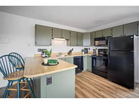 Kitchen - Undisclosed, Silverthorne, CO 80498 photo 2 of 5