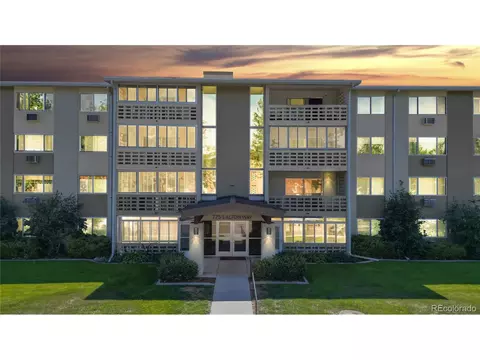 775 S Alton Way #3D, Denver, CO 80247