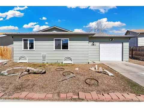 2010 Wedgewood Dr, Greeley, CO 80631