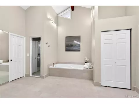 Bath - 15260 E Caley Ave, Centennial, CO 80016 photo 4 of 4