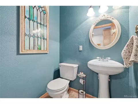 Bath - 131 Eagle Canyon Cir, Lyons, CO 80540 photo 1 of 3
