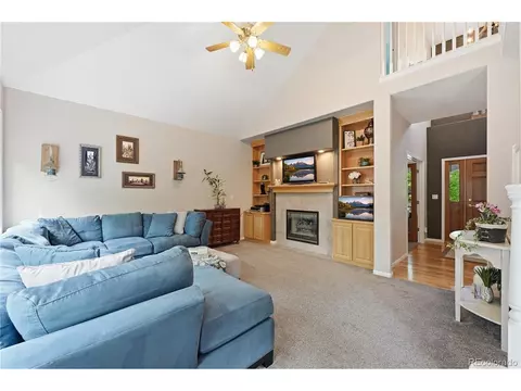 Living - 131 Eagle Canyon Cir, Lyons, CO 80540 photo 4 of 5