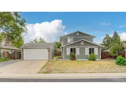 708 Independence Dr, Longmont, CO 80504
