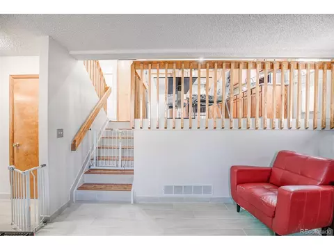 4957 Duluth Ct, Denver, CO 80239 photo 11